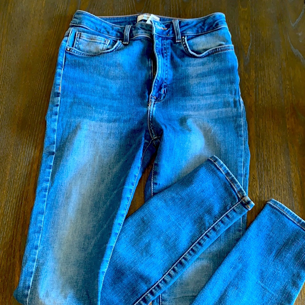 Forever21 skinny stretch size 27